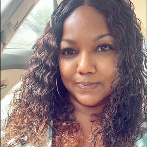 Meet your Posher, Shyra